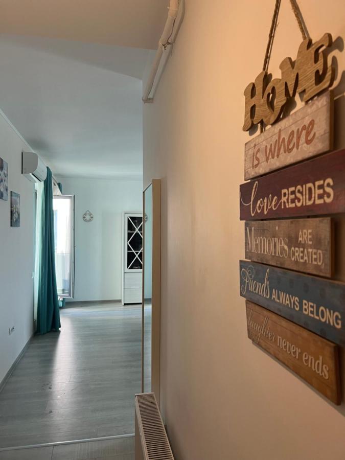 Emi Apartment Mamaia Năvodari Екстериор снимка